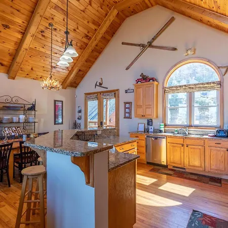 A Bears Eye View Villa